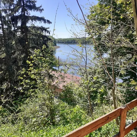 Nad Jeziorem I Pod Lasem *