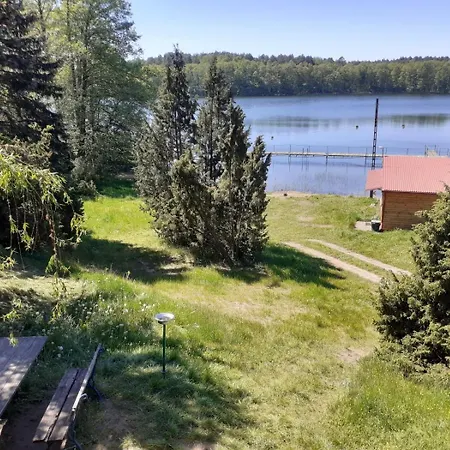 Chata Nad Jeziorem I Pod Lasem *