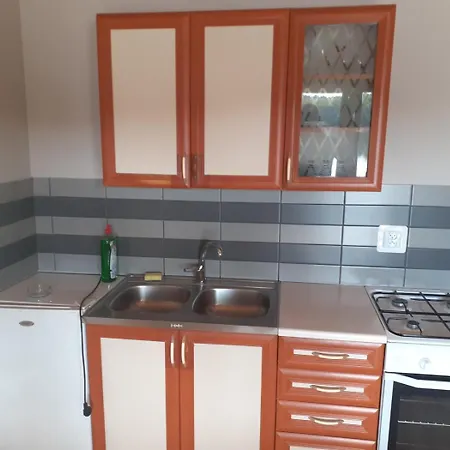 Chata Nad Jeziorem I Pod Lasem *