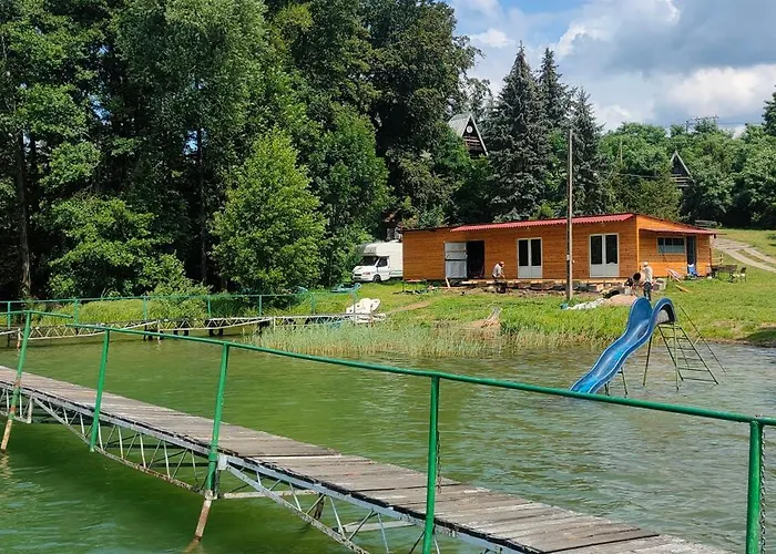 Lodge Nad Jeziorem I Pod Lasem