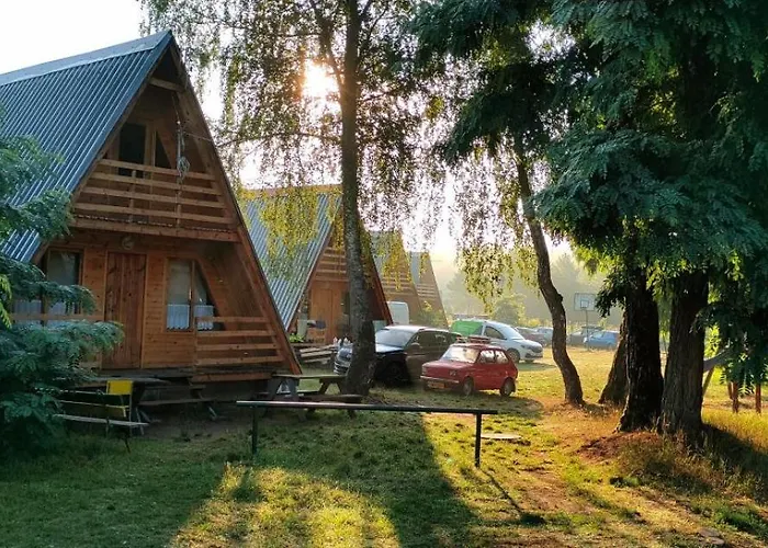 Nad Jeziorem I Pod Lasem Lodge *