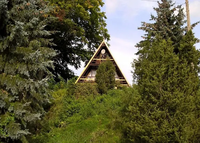 Nad Jeziorem I Pod Lasem Lodge