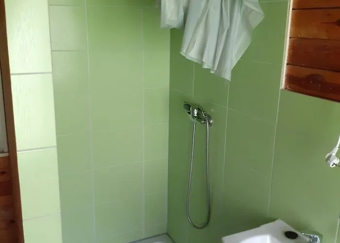 Nad Jeziorem I Pod Lasem Lodge *