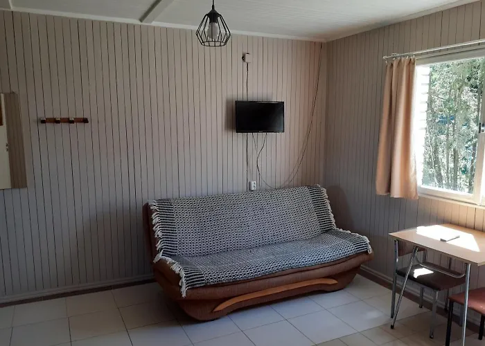 Nad Jeziorem I Pod Lasem Lodge