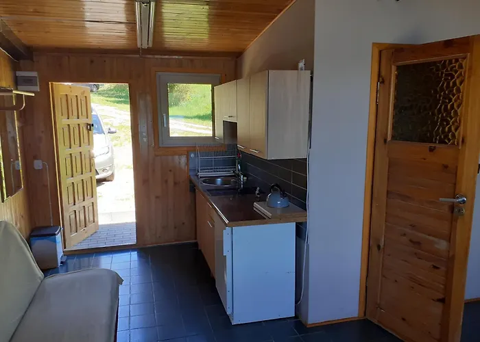 Nad Jeziorem I Pod Lasem Lodge